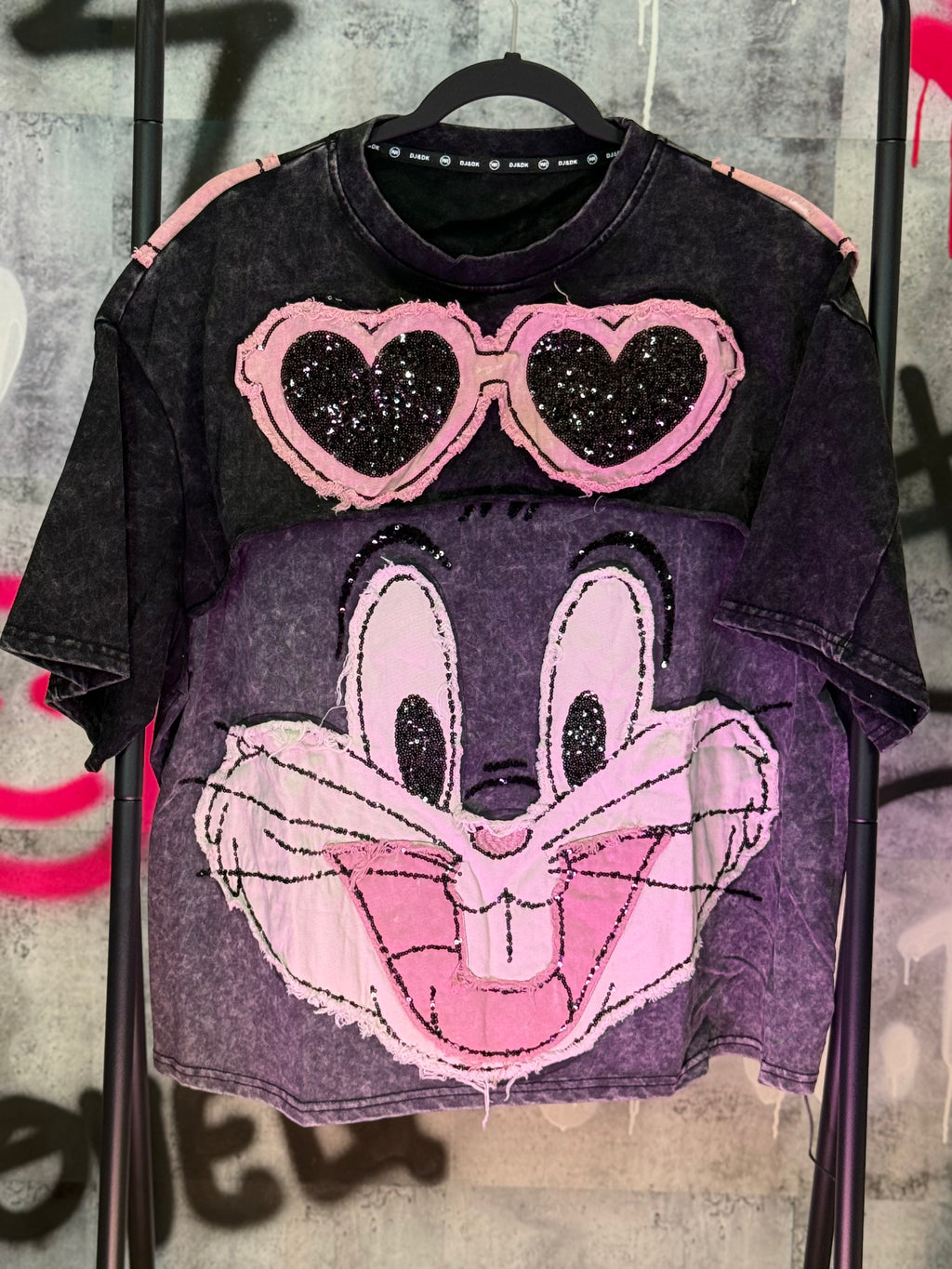 Heartbreaker Bugs Tee