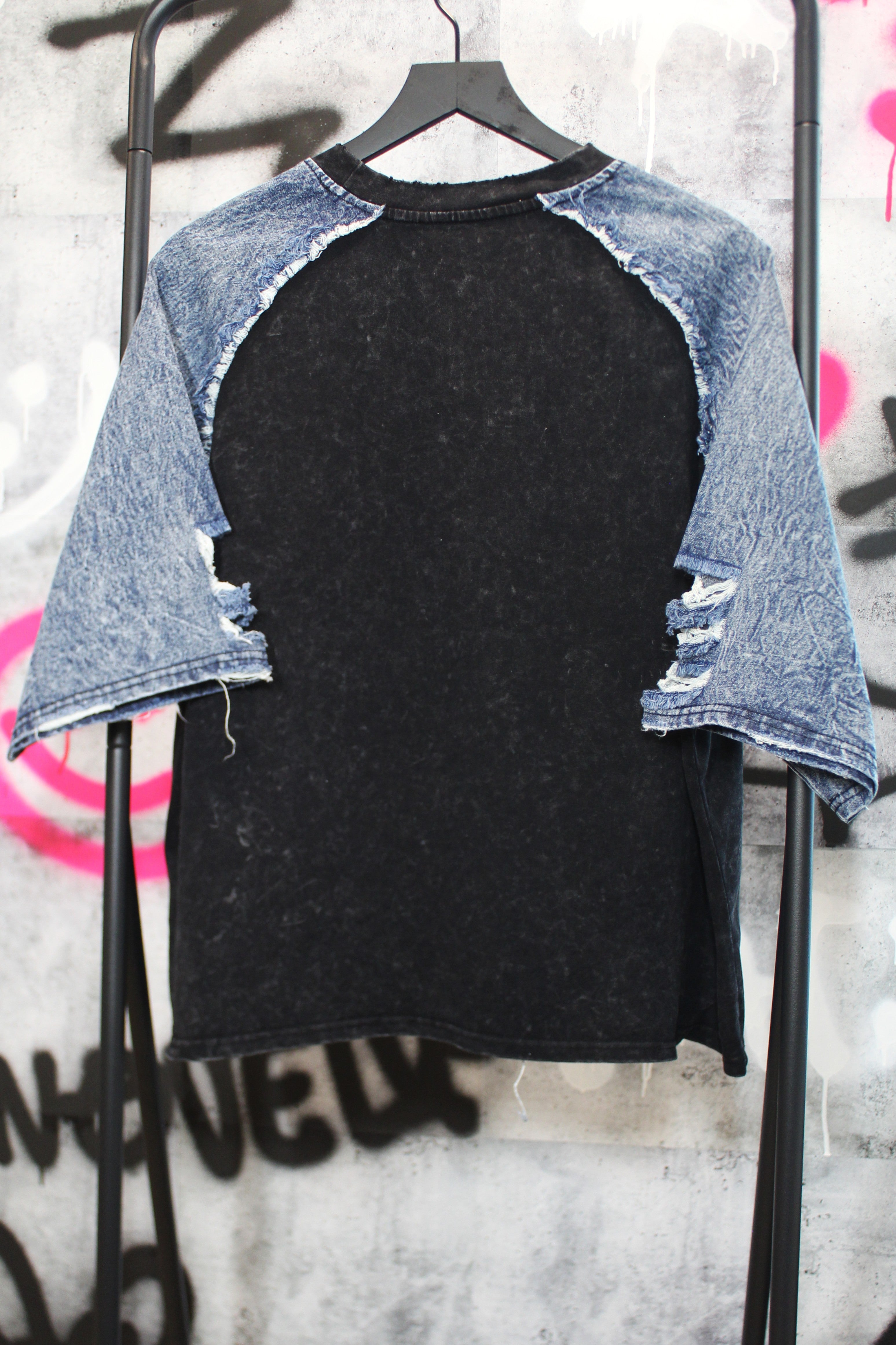 Frost Kitty Tee